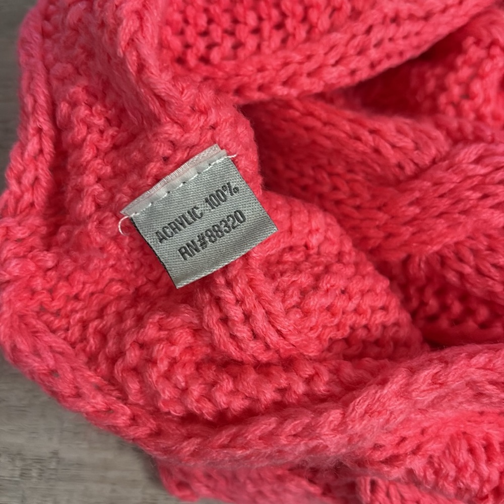 C.C Cable Knit Infinity Scarf - Picture 5 of 6